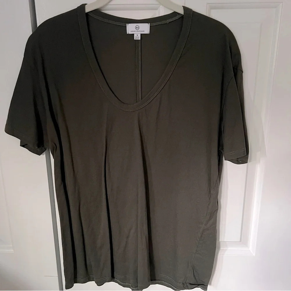 AG Relaxed U Neck T-shirt in Olive Green, Size Small